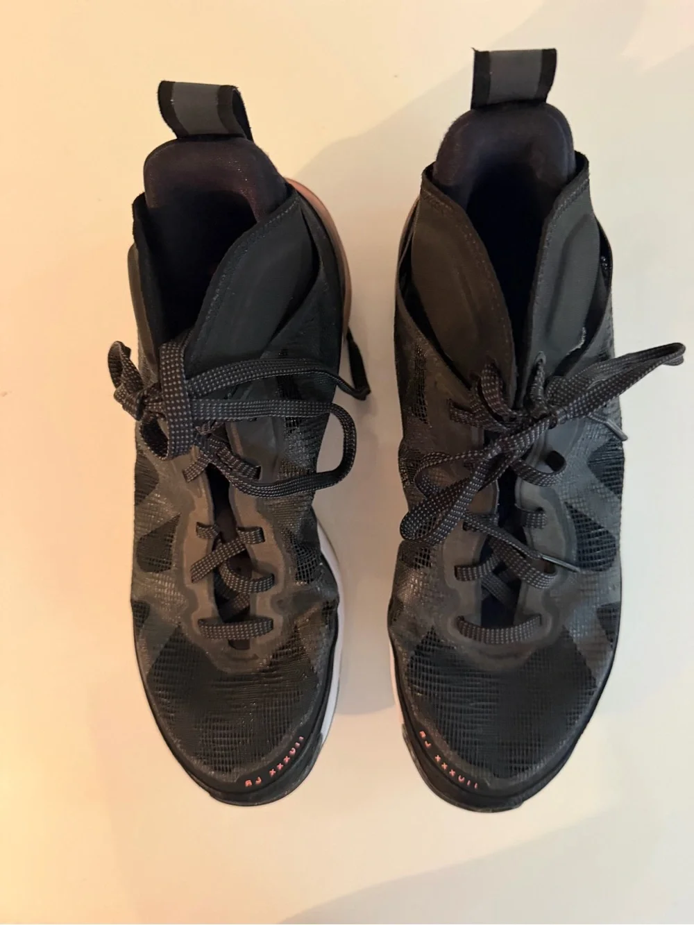 Jordan Men’s Mid Top Lace-Up Basketball Sneaker Black/White